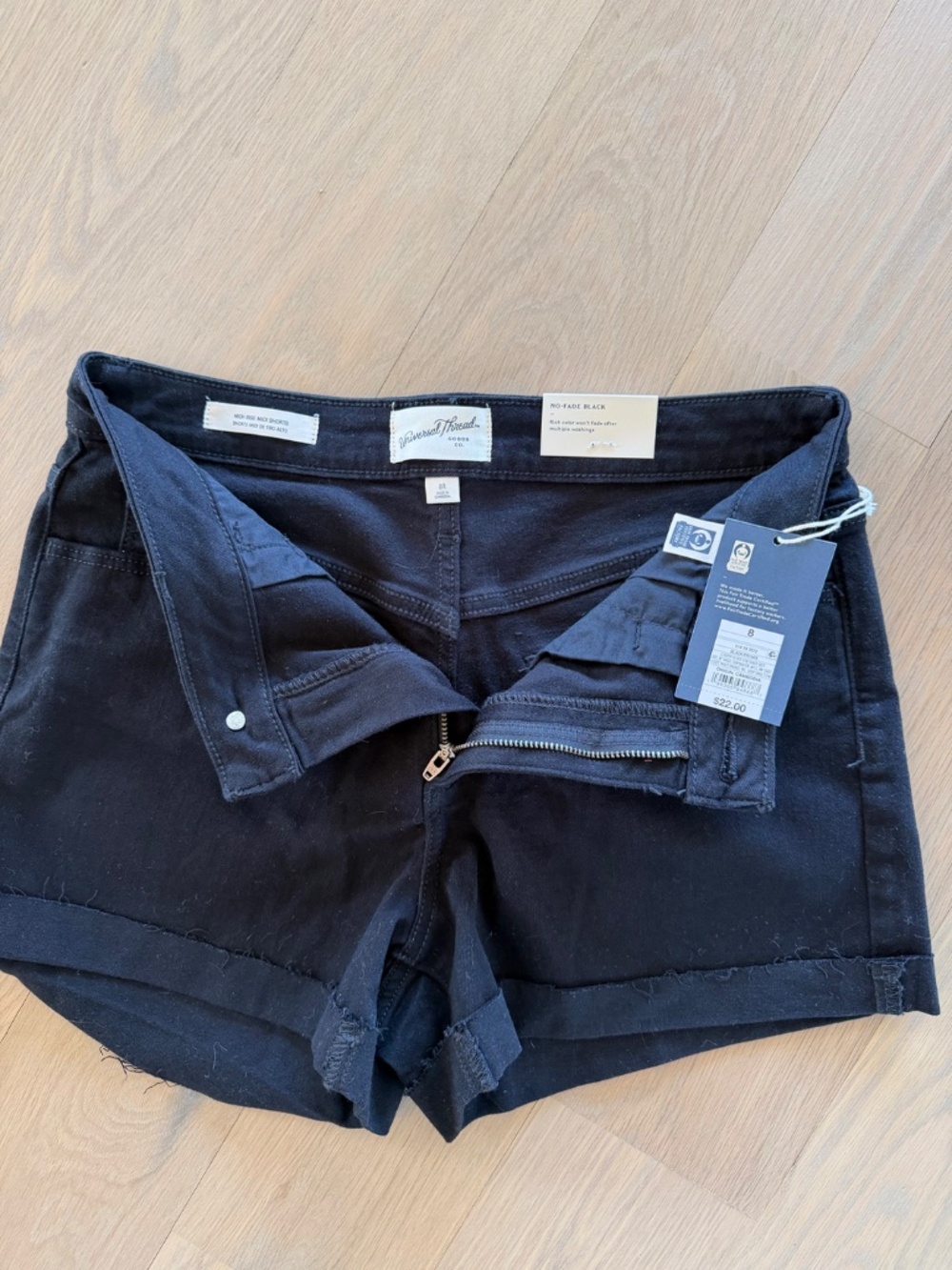 Universal Thread High Rise Shorts - Picture 2 of 3